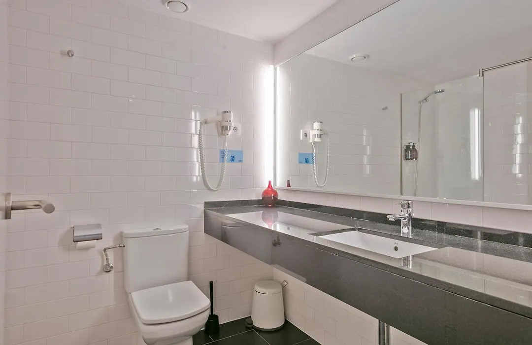 Lugaris Beach Apartments-1